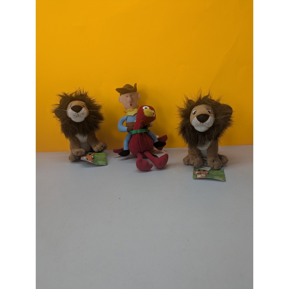 Rudolph Island Of Misfit Toys King Moonracer (2) and Misfit Cowboy (1) Vtg 1990s